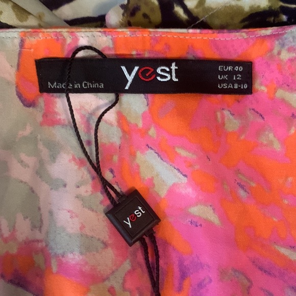 Summer Dress - Picture 10 of 10